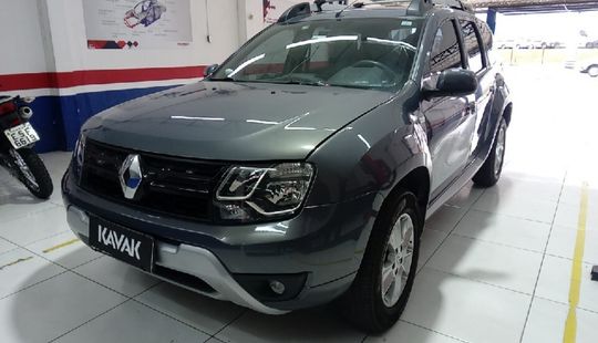 Renault • Duster