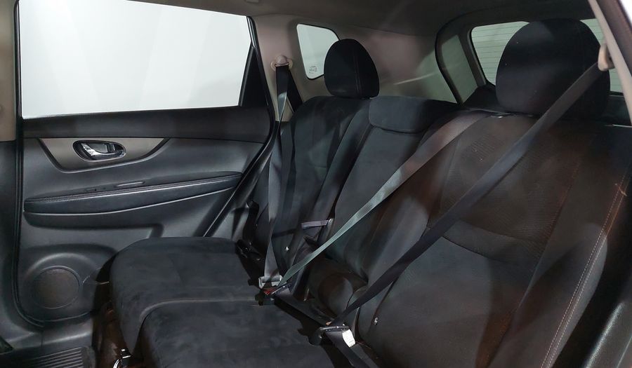 Nissan X-trail 2.5 ADVANCE 2 ROW CVT Suv 2015