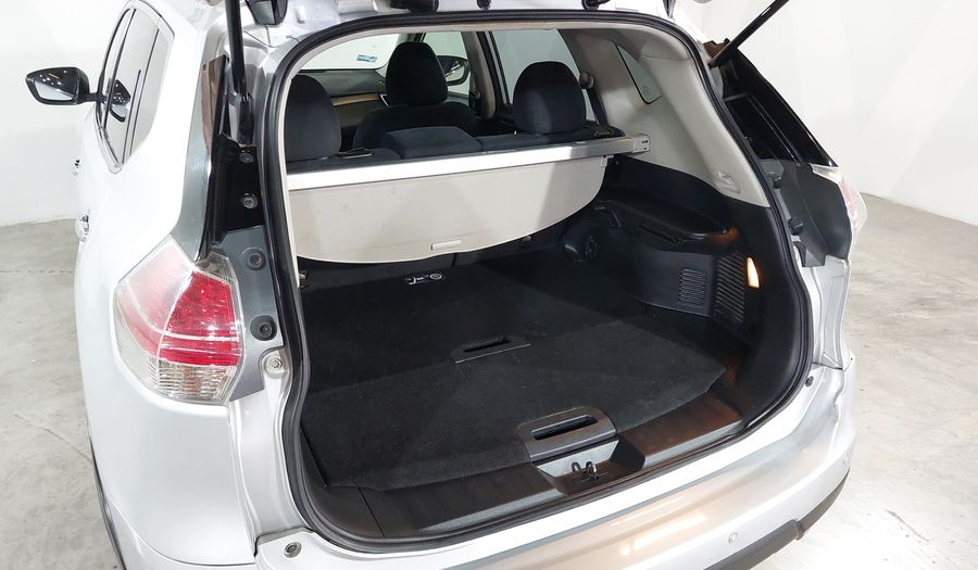 Nissan X-trail 2.5 ADVANCE 2 ROW CVT Suv 2015