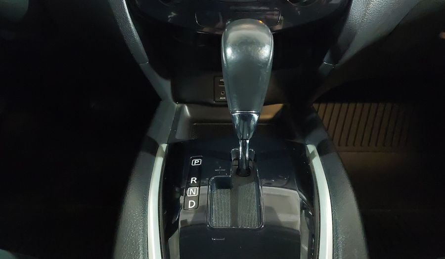 Nissan X-trail 2.5 ADVANCE 2 ROW CVT Suv 2015