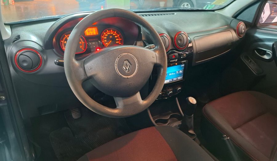 Renault Sandero Stepway 1.6 STEPWAY PRIVILEGE NAV Hatchback 2013