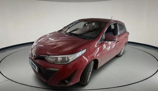 Toyota • Yaris
