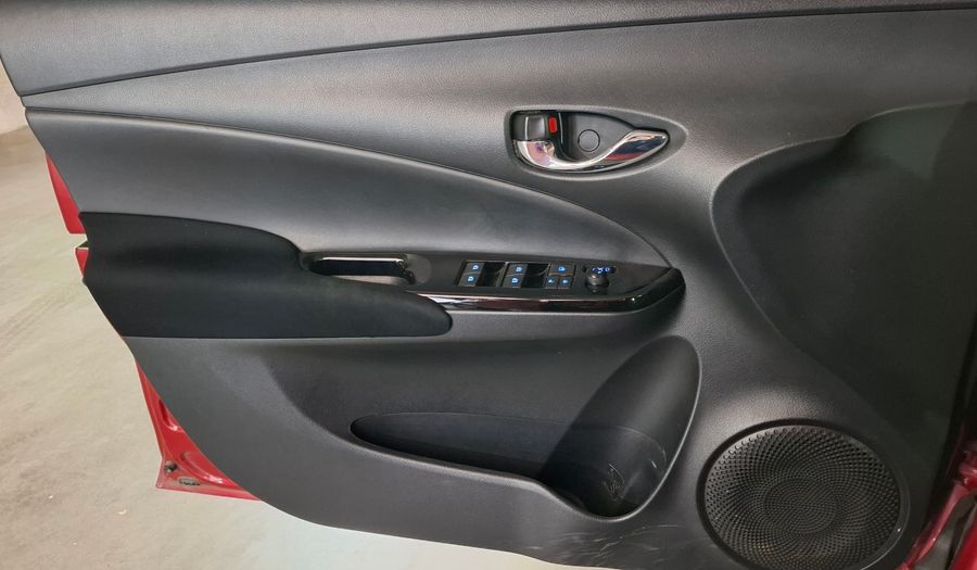 Toyota Yaris 1.5 XLS CVT Hatchback 2021