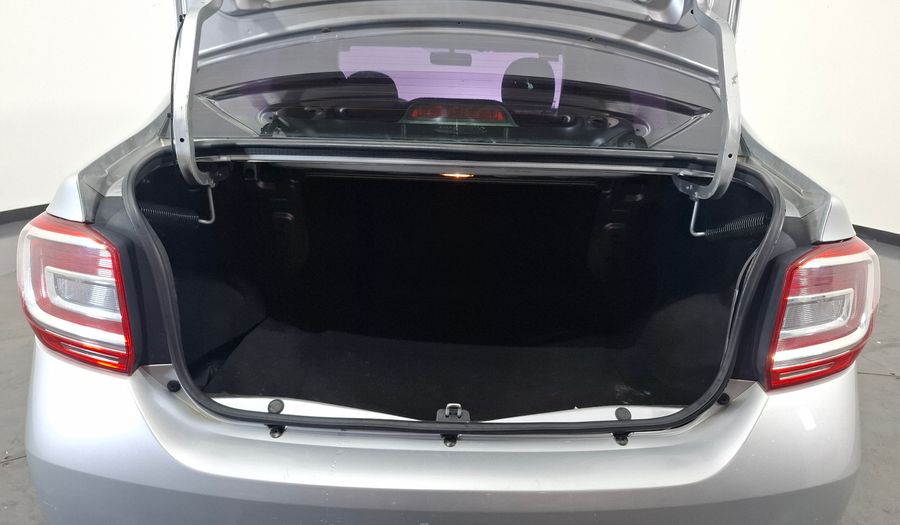 Renault Logan 1.6 EXPRESSION Sedan 2015