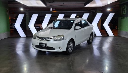Toyota • Etios