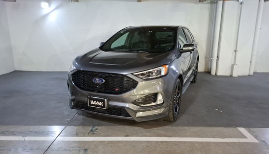 Ford • Edge