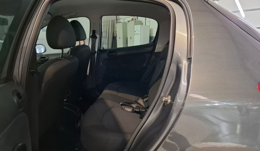 Peugeot 207 1.4 XR COMPACT Hatchback 2011