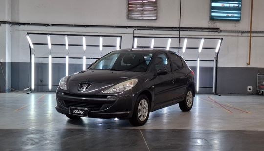 Peugeot • 207