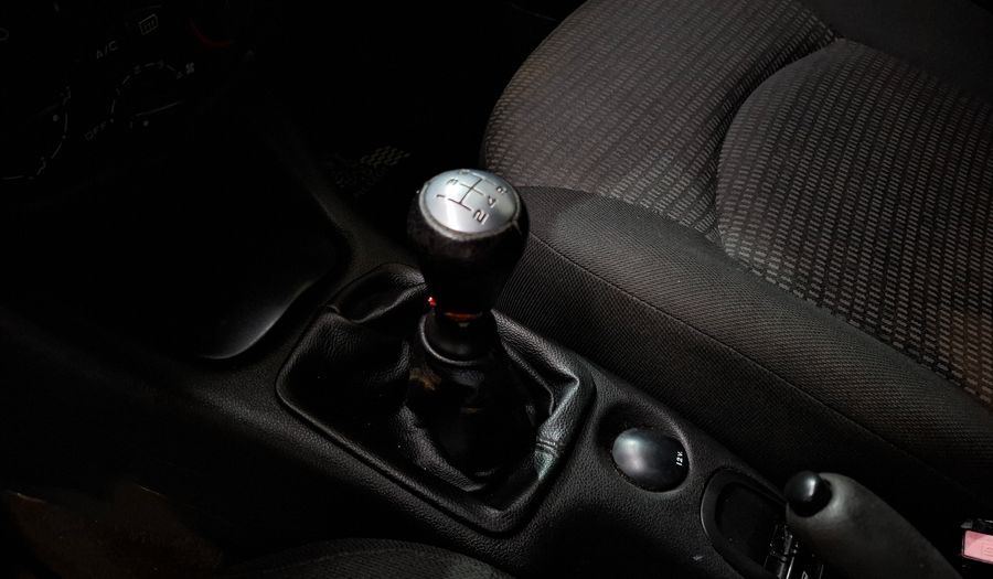 Peugeot 207 1.4 XR COMPACT Hatchback 2011