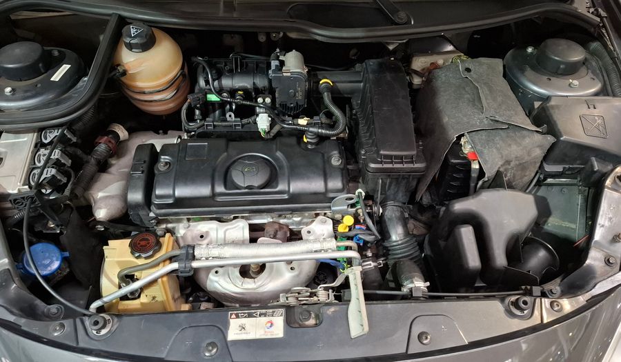 Peugeot 207 1.4 XR COMPACT Hatchback 2011