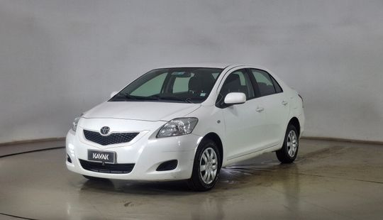 Toyota • Yaris