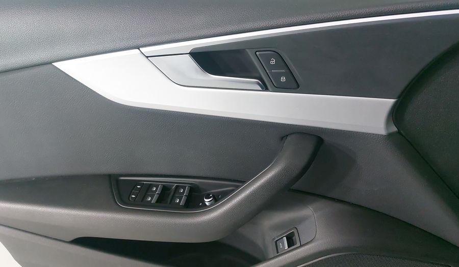 Audi A4 2.0 TFSI DYNAMIC S-TRONIC Sedan 2017