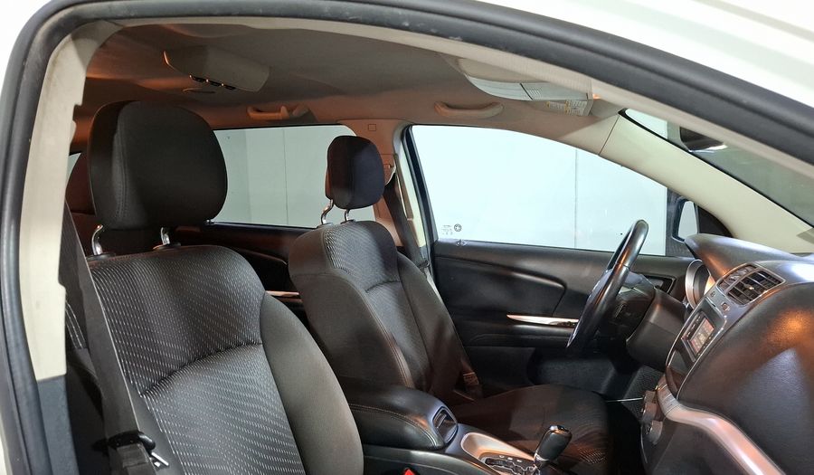 Dodge Journey 2.4 SE 7 PASAJEROS Suv 2017