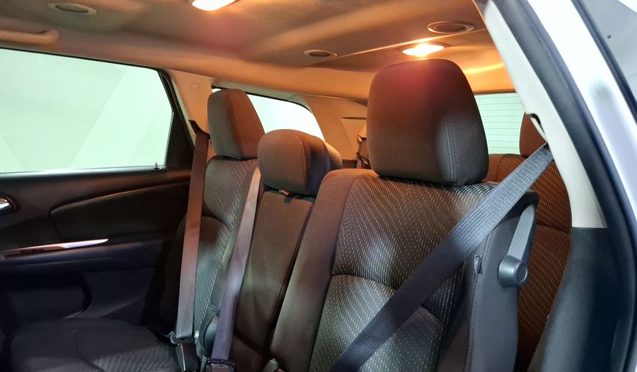 Dodge Journey 2.4 SE 7 PASAJEROS Suv 2017
