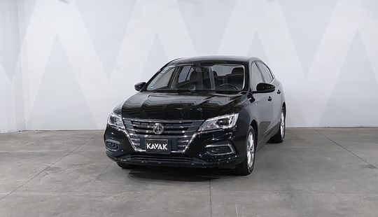 2023 • 20,000 km • Manual