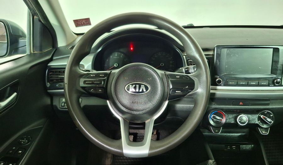 Kia Rio 4 1.4 LX AC ABS Sedan 2020