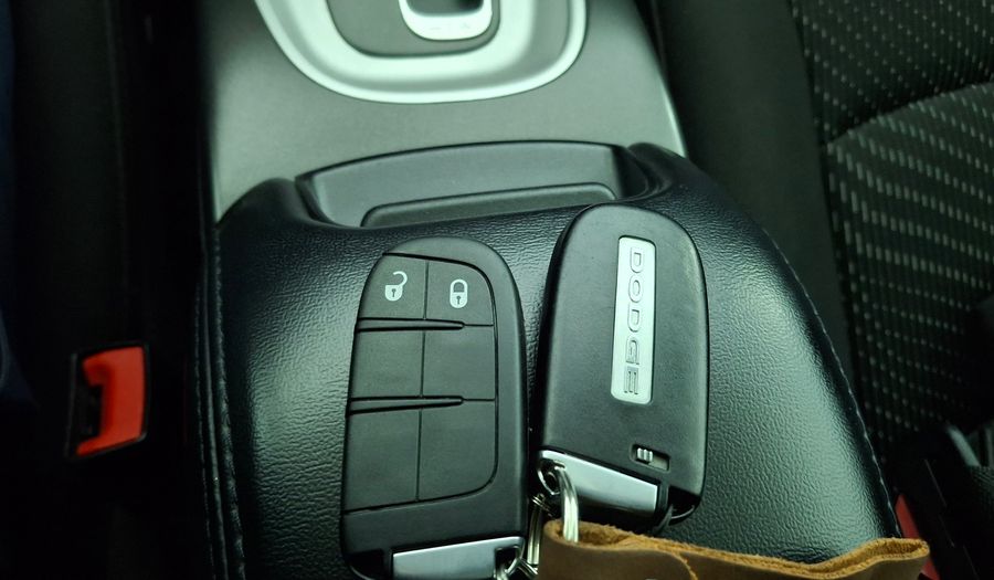 Dodge Journey 2.4 AUTO SE 5 SEATS Suv 2014