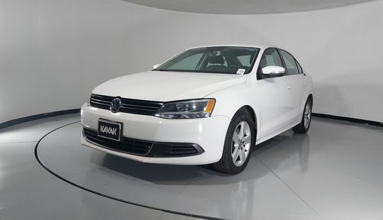 Volkswagen • Jetta