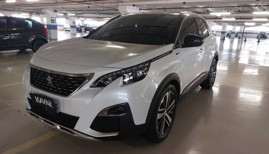 Peugeot • 3008