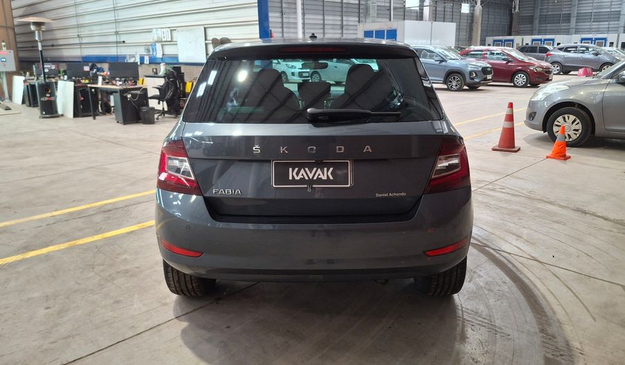 Skoda Fabia 1.0 110 HP DSG STYLE Hatchback 2021