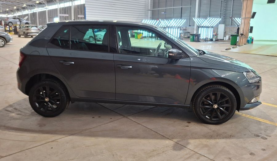 Skoda Fabia 1.0 110 HP DSG STYLE Hatchback 2021