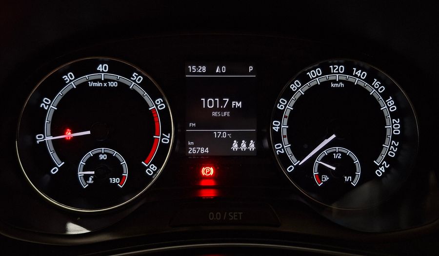 Skoda Fabia 1.0 110 HP DSG STYLE Hatchback 2021