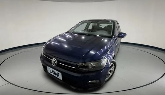 Volkswagen • Polo