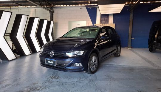 Volkswagen • Polo