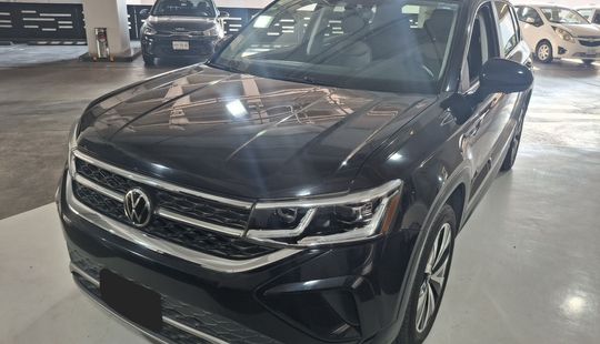 Volkswagen • Taos