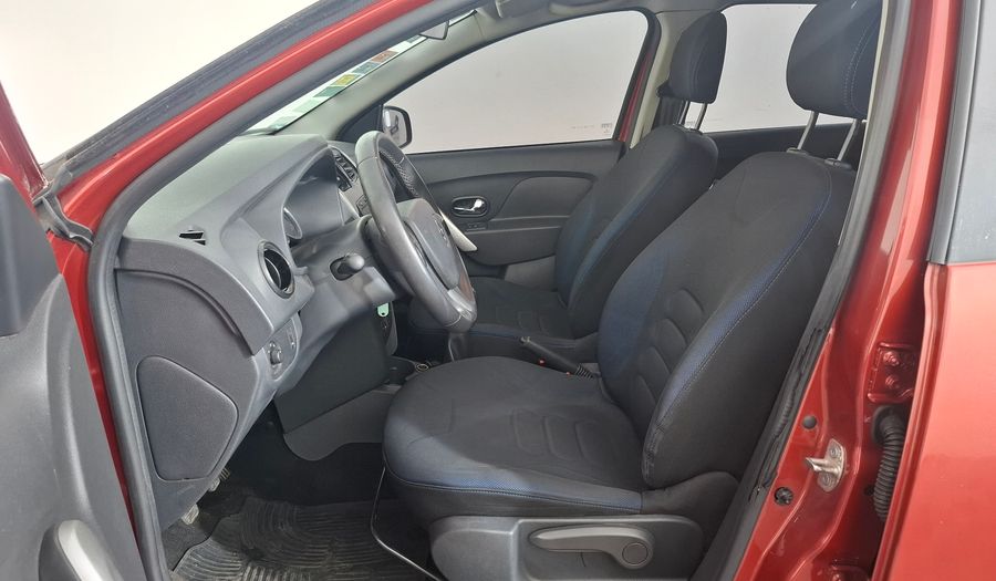 Renault Sandero 1.6 PRIVILEGE Hatchback 2017