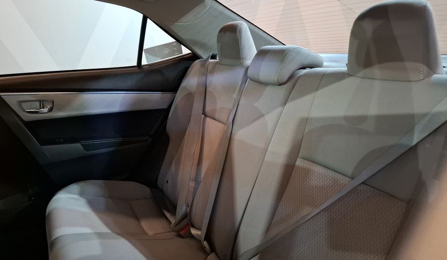 Toyota Corolla 1.8 LE AT Sedan 2014