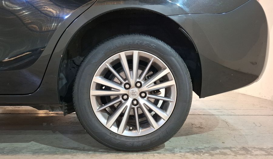 Toyota Corolla 1.8 LE AT Sedan 2014