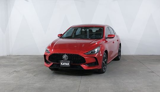 2022 • 42,156 km • Automático