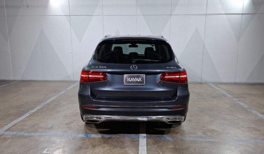 Mercedes Benz Clase Glc 2.0 GLC 300 SPORT 4WD AT Suv 2017