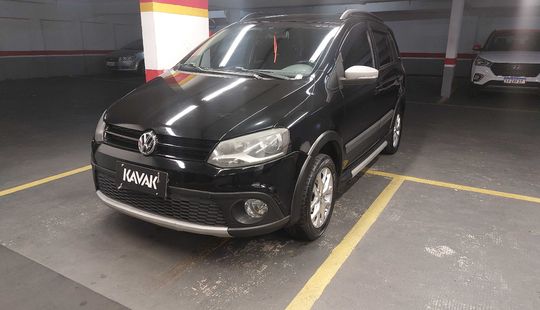 Volkswagen • Space Cross