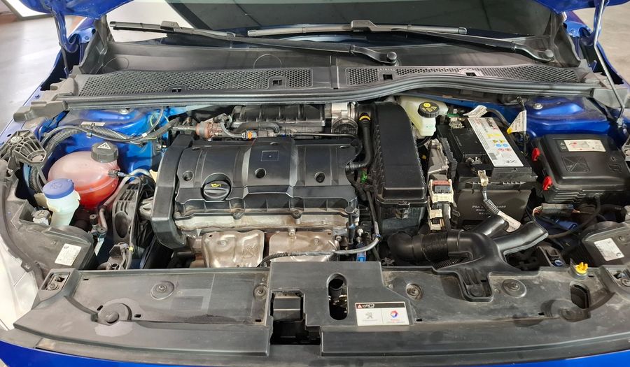 Peugeot 208 1.6L ALLURE PACK Hatchback 2024