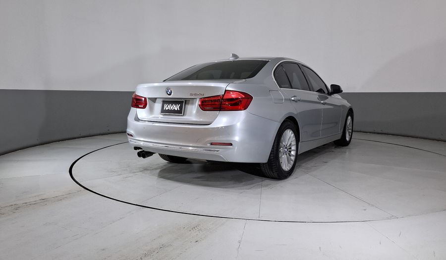 Bmw Serie 3 2.0 320IA SPORT LINE Sedan 2016