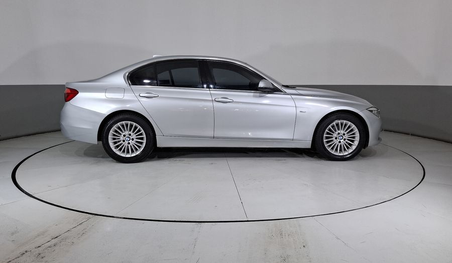 Bmw Serie 3 2.0 320IA SPORT LINE Sedan 2016