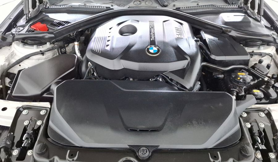 Bmw Serie 3 2.0 320IA SPORT LINE Sedan 2016