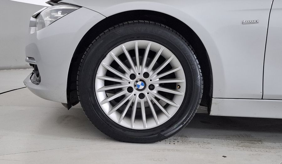 Bmw Serie 3 2.0 320IA SPORT LINE Sedan 2016