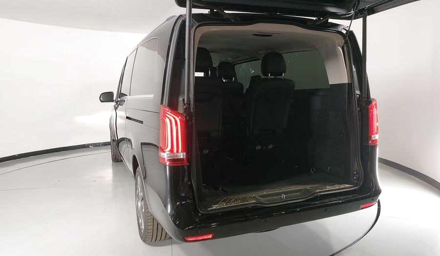Mercedes Benz Clase V 2.0 250 AVANTGARDE LARGA AUTO Minivan 2019