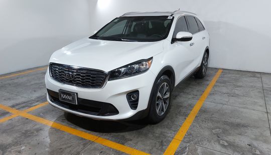 2019 • 59,000 km • Automático