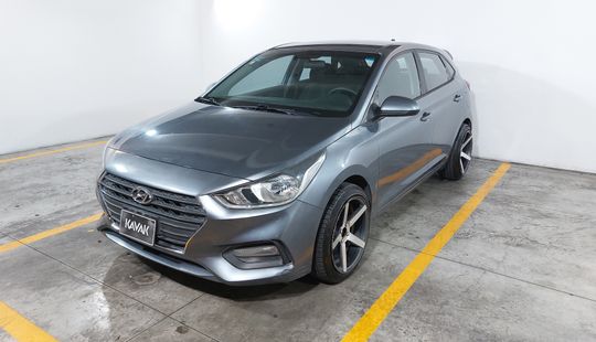 Hyundai • Accent