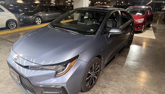 Toyota • Corolla