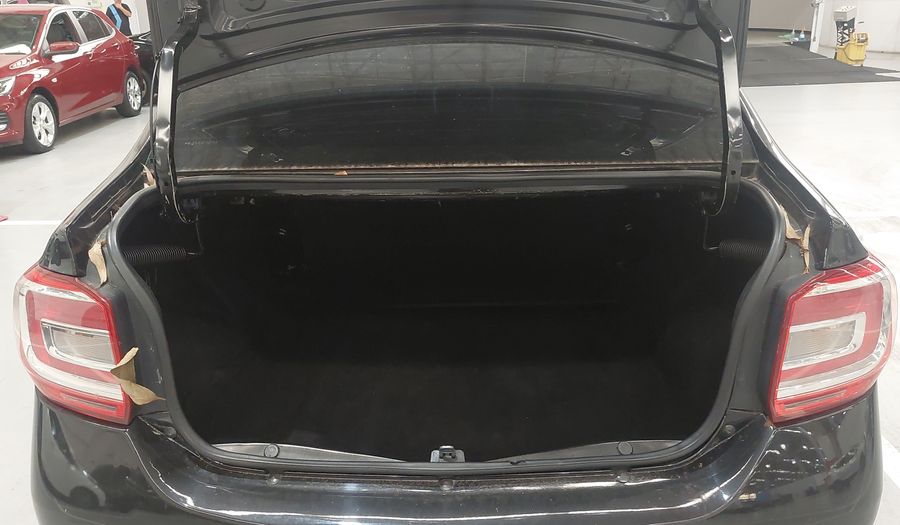 Renault Logan EXPRESSION Sedan 2016