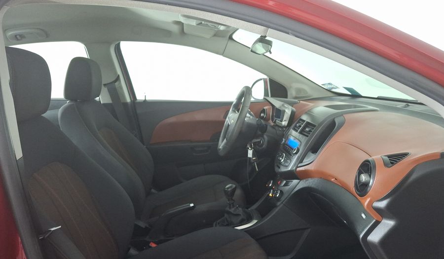 Chevrolet Sonic 1.6 MT D LT Sedan 2016