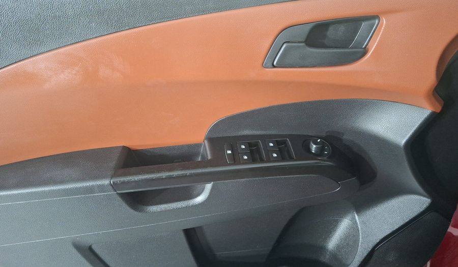 Chevrolet Sonic 1.6 MT D LT Sedan 2016