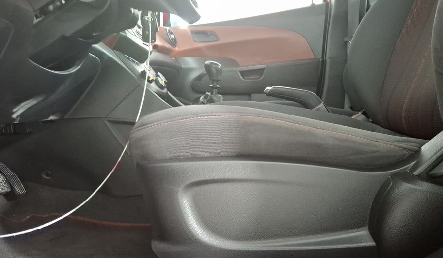 Chevrolet Sonic 1.6 MT D LT Sedan 2016