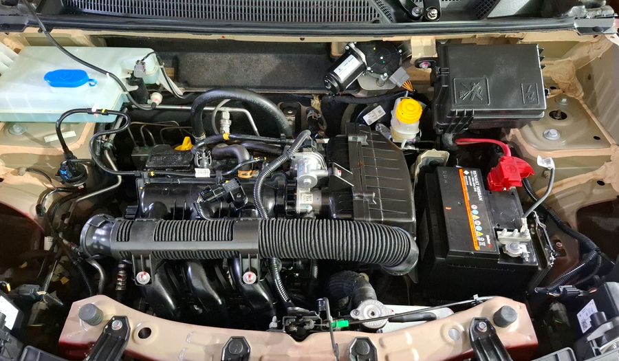Renault Kwid 1.0 ICONIC Hatchback 2025