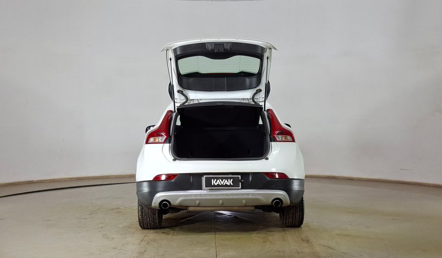 Volvo V40 1.6 T4 CROSS COUNTRY Hatchback 2014